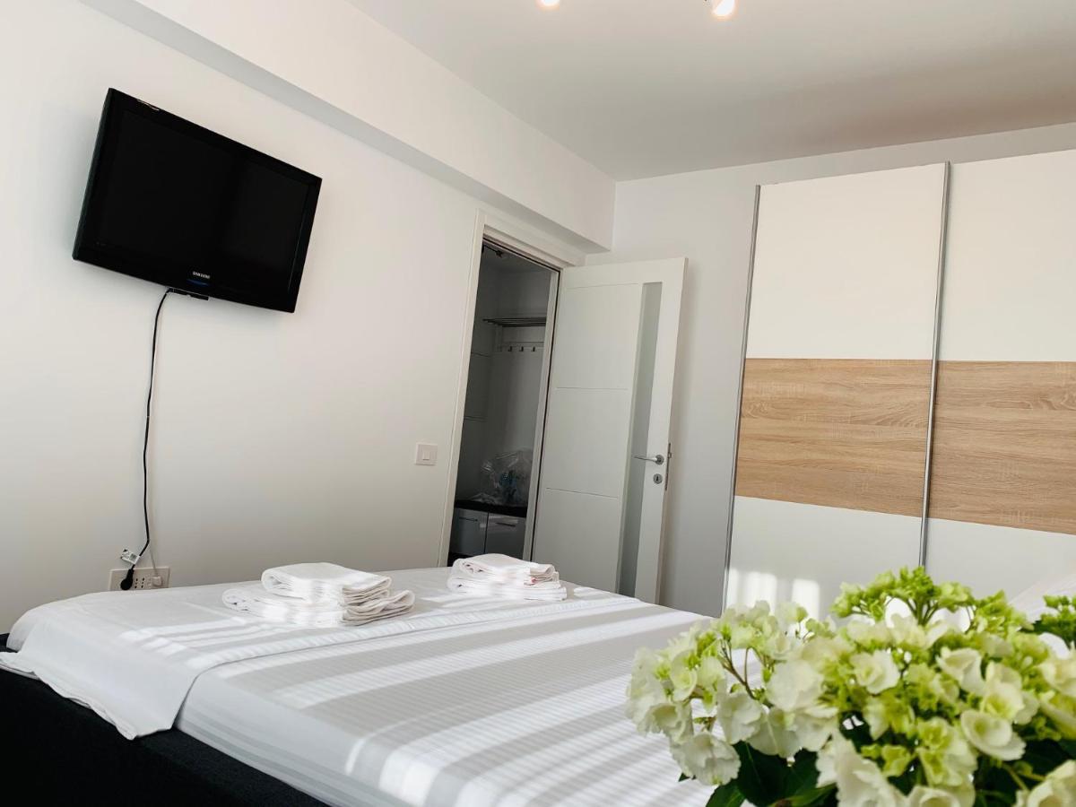 Newton Luxury Apartment Iasi Exterior foto